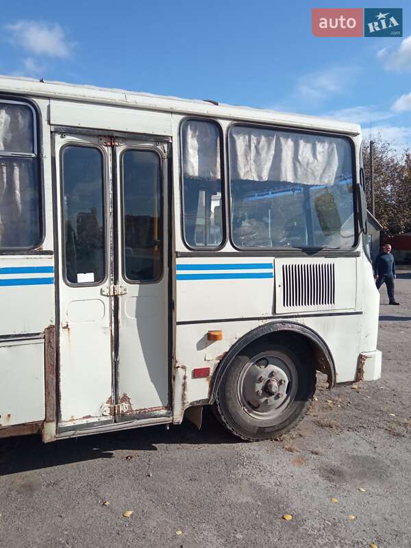 Пригородный автобус ПАЗ 32054 2006 в Баре