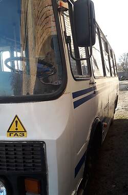 Пригородный автобус ПАЗ 3205 2005 в Кропивницком