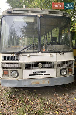 Міський автобус ПАЗ 3205 2008 в Здолбуніві
