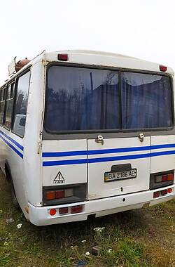 Городской автобус ПАЗ 3205 2006 в Светловодске