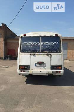 Пригородный автобус ПАЗ 3205 2002 в 