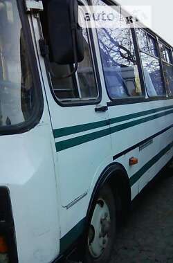 Приміський автобус ПАЗ 3205 2005 в Білій Церкві