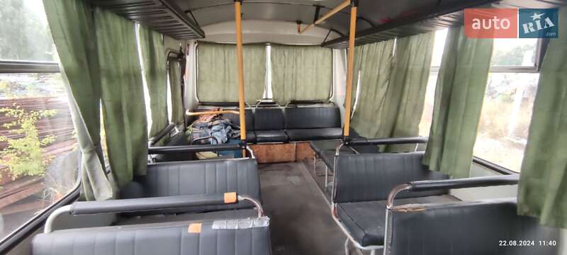 Городской автобус ПАЗ 3205 2005 в Киеве