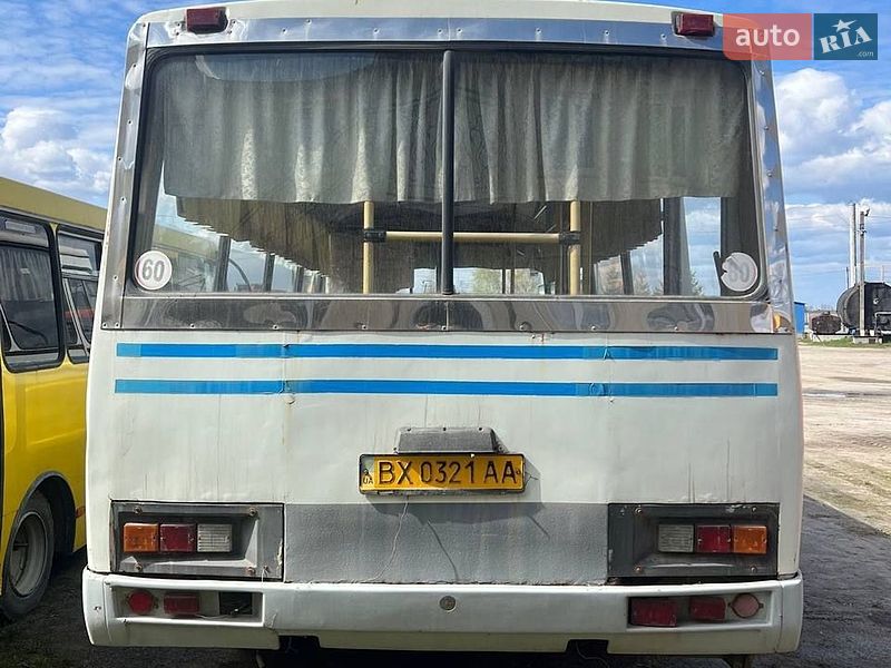 Городской автобус ПАЗ 3205 2006 в Староконстантинове