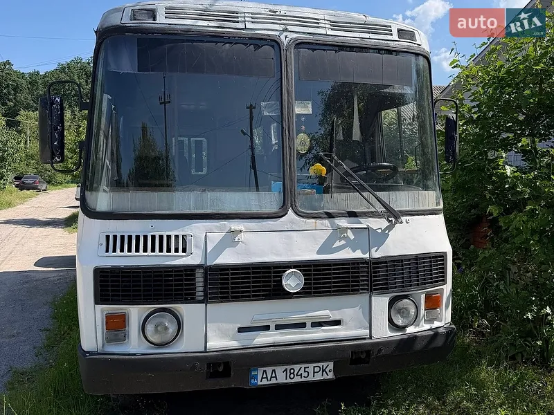 ПАЗ 3205 2003