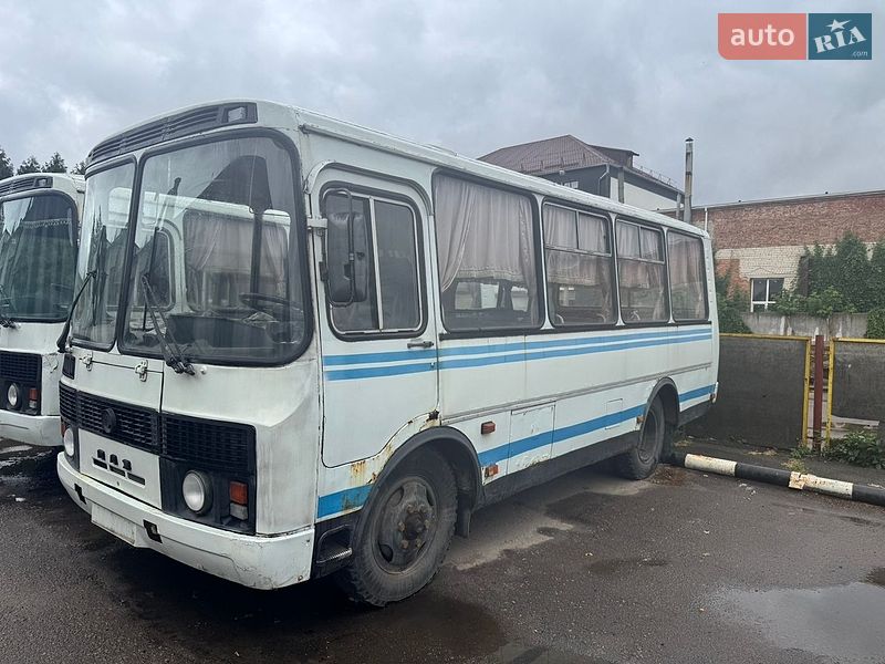ПАЗ 3205 2003