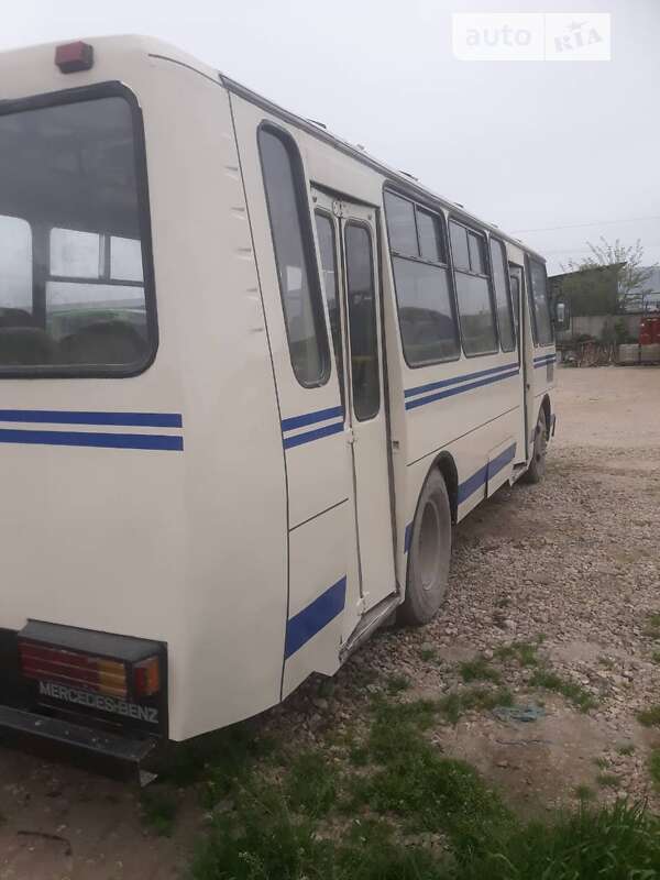 Пригородный автобус ПАЗ 4234 2003 в Тернополе