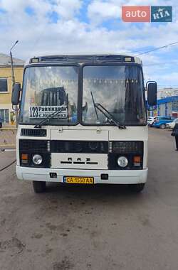 Пригородный автобус ПАЗ 4234 2004 в 