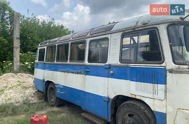 Пригородный автобус ПАЗ 672 1981 в 