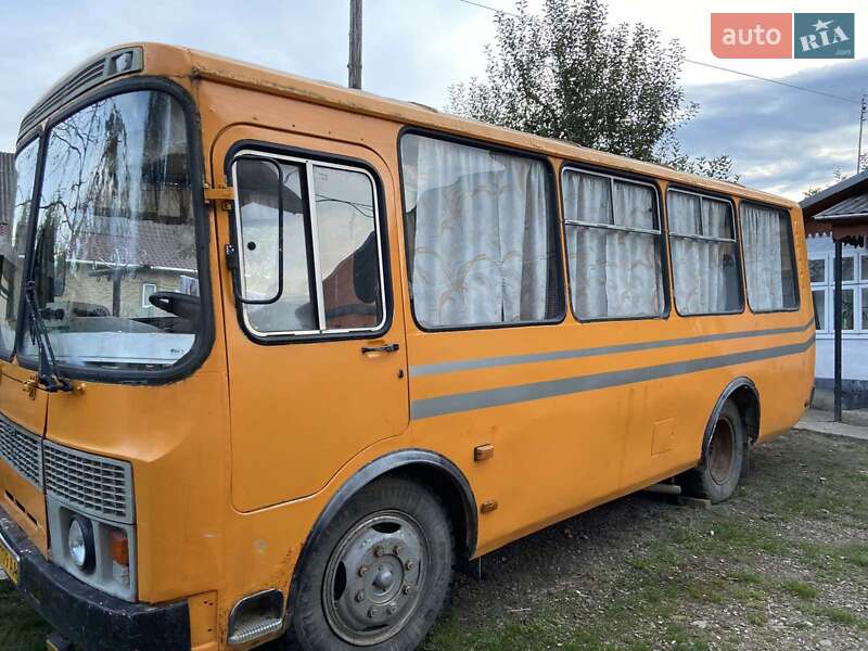 Городской автобус ПАЗ ПАЗ 2008 в Черновцах