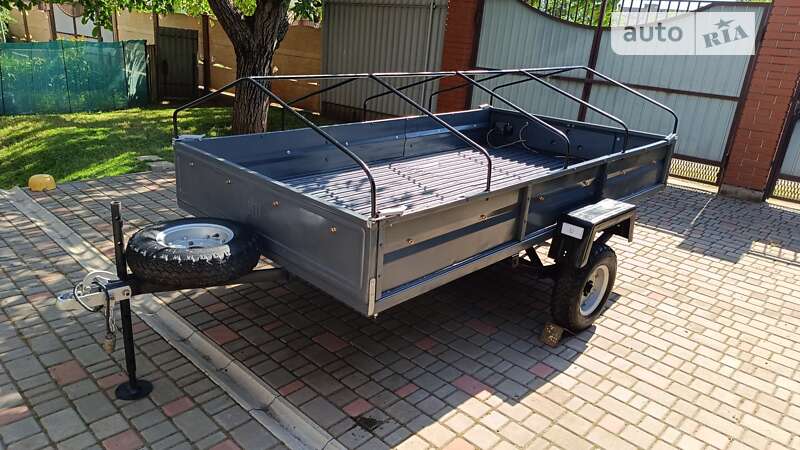 Легковий причіп Бджілка Бджілка 1990 в Кривому Розі