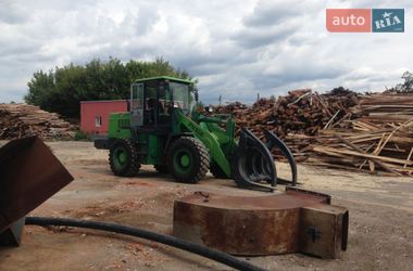 Фронтальні навантажувачі PetroNick 956 2013 в Києві