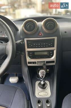 Микровэн Peugeot 1007 2005 в 