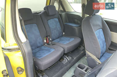 Микровэн Peugeot 1007 2005 в 