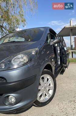 Микровэн Peugeot 1007 2006 в 