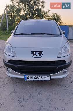 Микровэн Peugeot 1007 2005 в Бердичеве