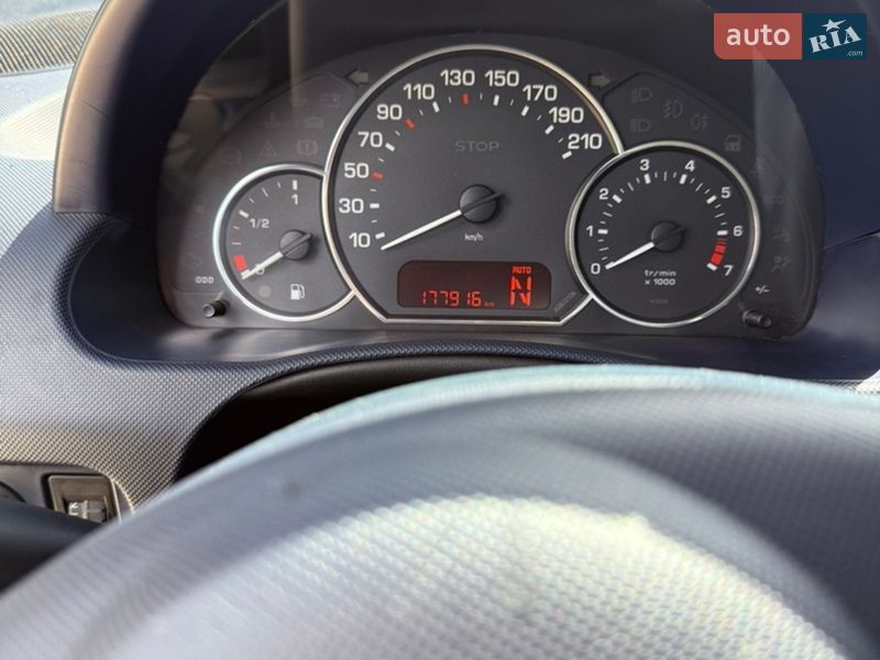 Мікровен Peugeot 1007 2006 в Кропивницькому