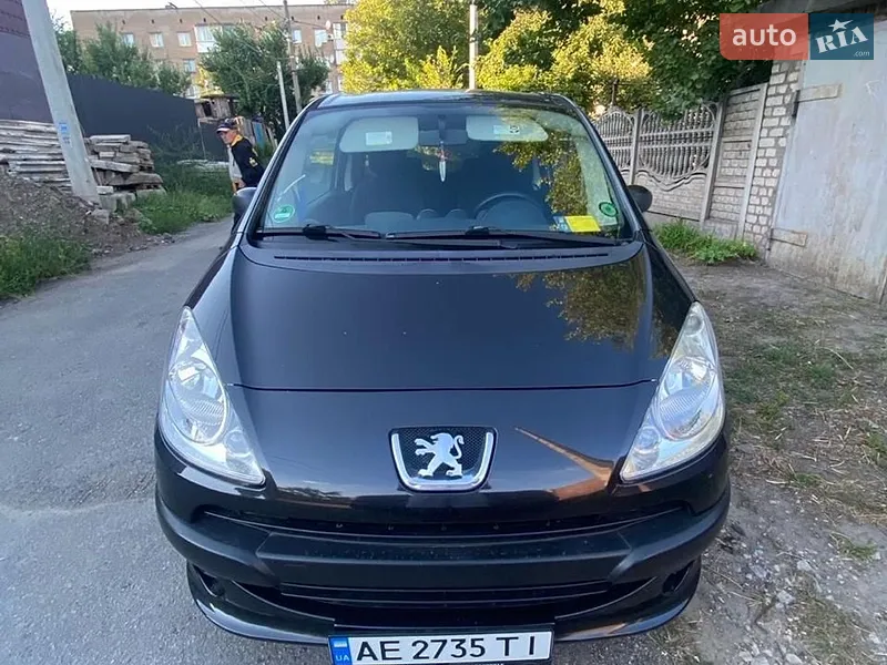 Peugeot 1007