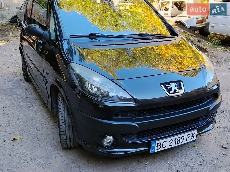 Peugeot 1007