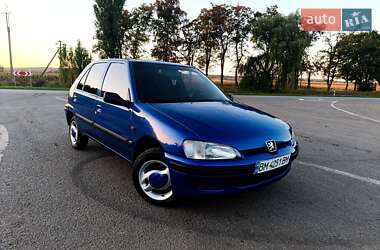 Хетчбек Peugeot 106 1997 в Ромнах