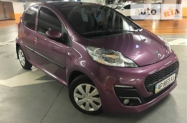 Хэтчбек Peugeot 107 2014 в Запорожье