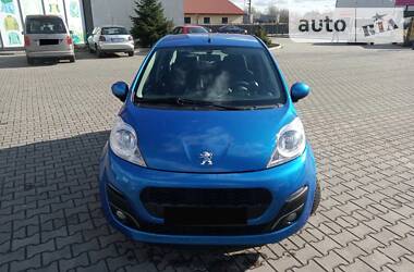 Хетчбек Peugeot 107 2013 в 