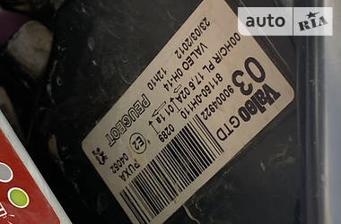 Хетчбек Peugeot 107 2012 в 
