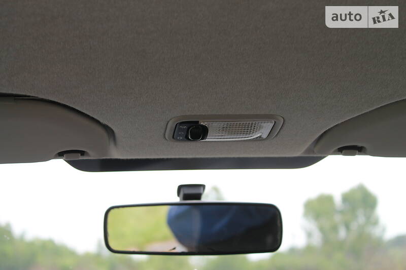 Хетчбек Peugeot 107 2011 в Дрогобичі