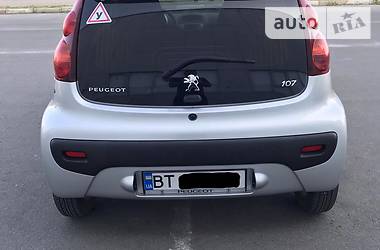 Хэтчбек Peugeot 107 2013 в Херсоне