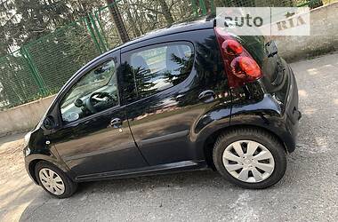 Хэтчбек Peugeot 107 2013 в Бурштыне