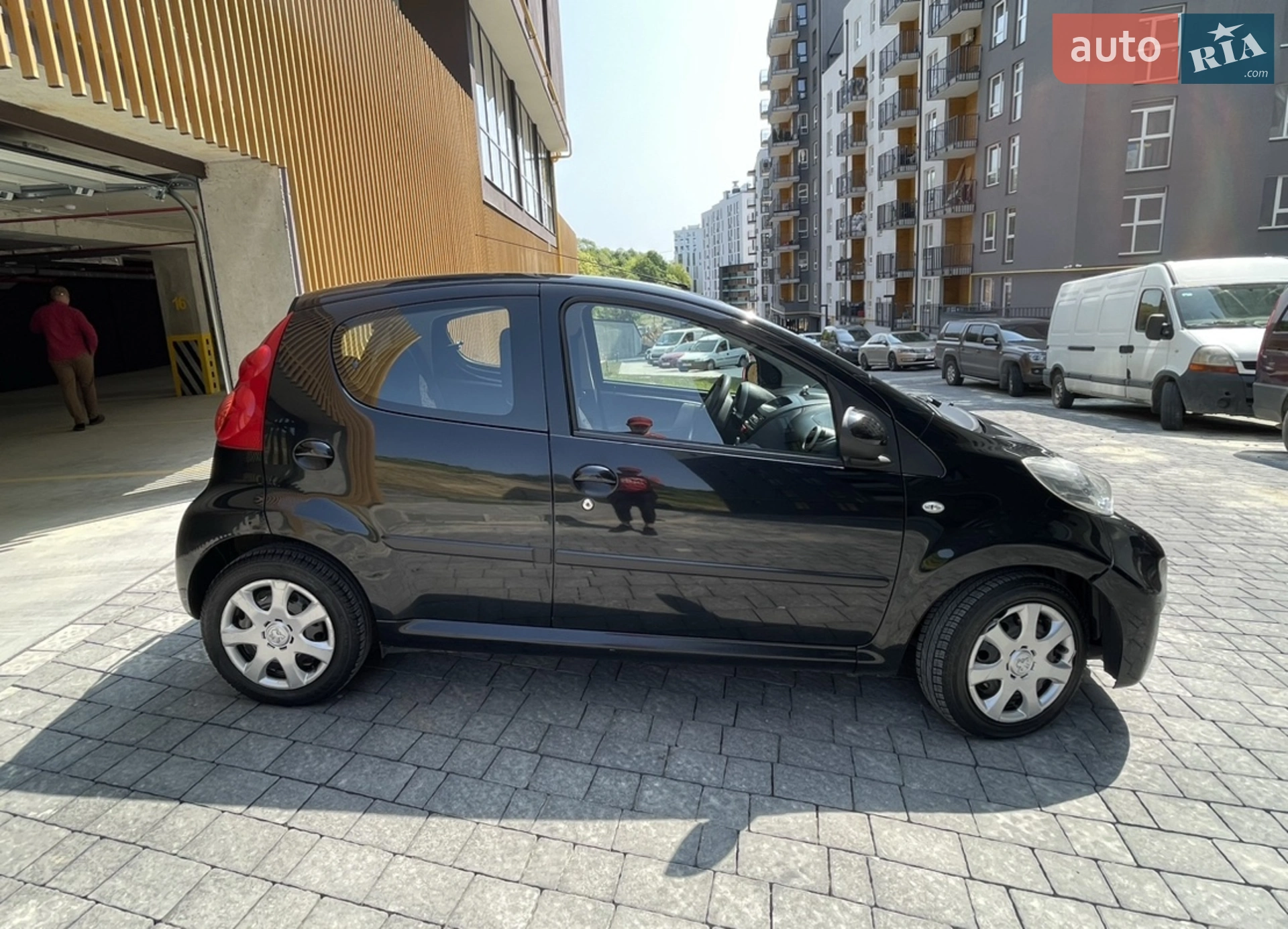 2010 Peugeot 107 - мініатюра 4