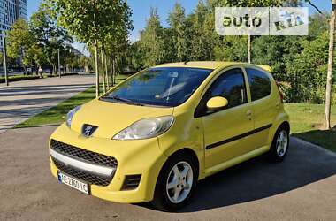 Хэтчбек Peugeot 107 2010 в Днепре