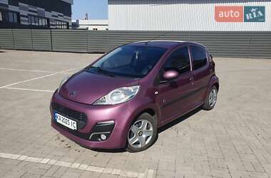 Хэтчбек Peugeot 107 2013 в 