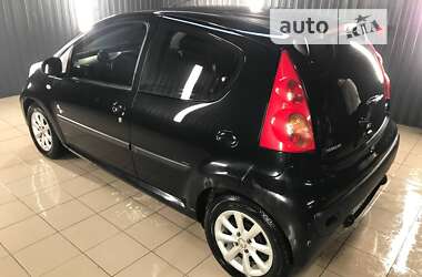 Хэтчбек Peugeot 107 2011 в Киеве