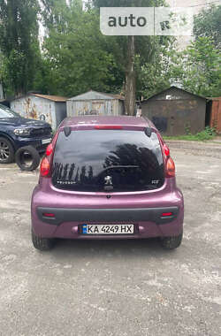 Хетчбек Peugeot 107 2014 в Києві