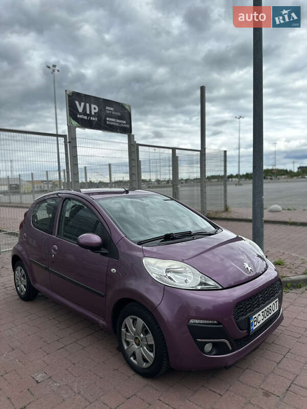 Peugeot 107 2012