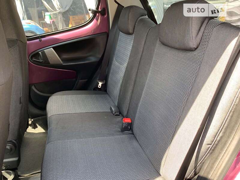Хэтчбек Peugeot 107 2012 в Виннице