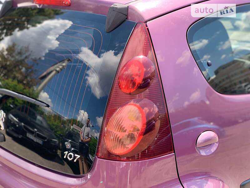Хэтчбек Peugeot 107 2012 в Виннице