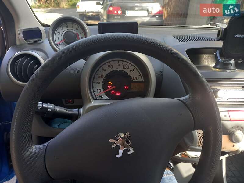 Хетчбек Peugeot 107 2011 в Одесі