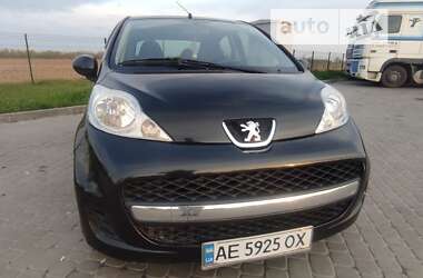 Хетчбек Peugeot 107 2012 в Києві