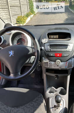 Хэтчбек Peugeot 107 2012 в Чернигове