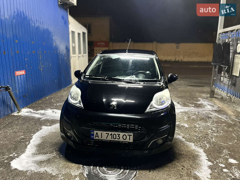 Хетчбек Peugeot 107 2012 в Києві