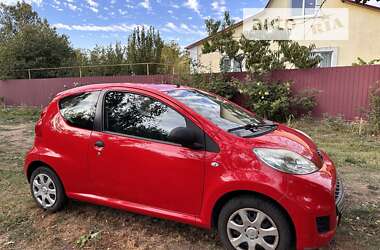 Хетчбек Peugeot 107 2011 в Києві