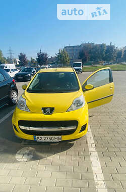 Хетчбек Peugeot 107 2011 в Києві