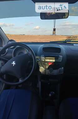 Хетчбек Peugeot 107 2011 в Запоріжжі