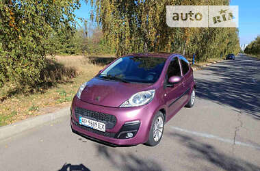 Хетчбек Peugeot 107 2014 в Запоріжжі