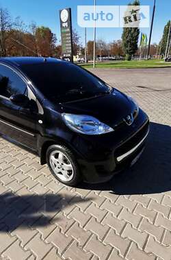 Хэтчбек Peugeot 107 2011 в Кременчуге