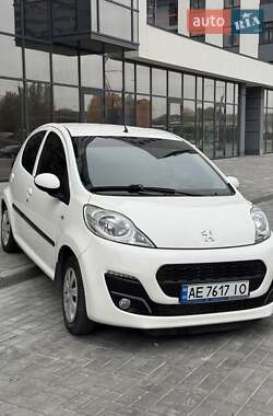 Хэтчбек Peugeot 107 2012 в Днепре