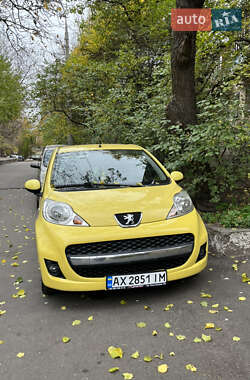 Хетчбек Peugeot 107 2012 в Києві