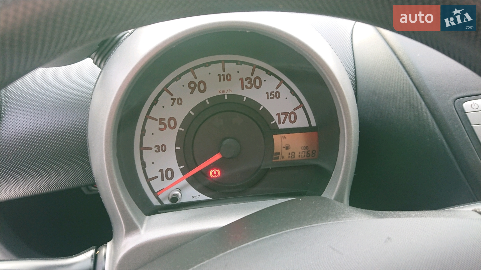 2012 Peugeot 107 - мініатюра 12